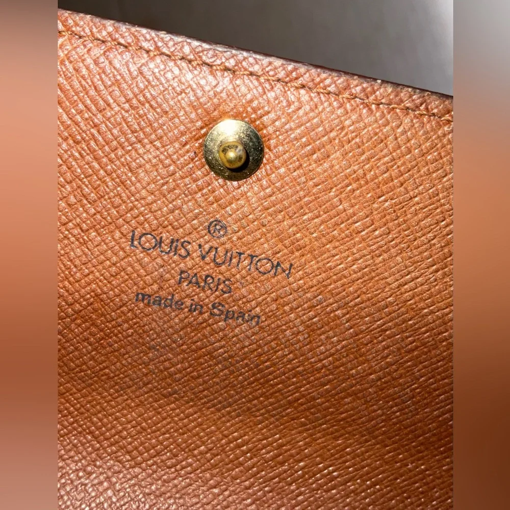 ✅AUTHENTIC LONG SARAH WALLET LOUIS VUITTON - Picture 7 of 13